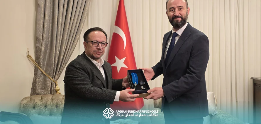 Türkiye Maarif Vakfı Afganistan Ülke Temsilcisi Ahmet TUKUR ile Herat'taki Türkiye Cumhuriyeti Başkonsolosu Tezcan KADIOĞLU ve Yardımcısı Akın TEMUR arasında bir tanışma toplantısı gerçekleştirildi